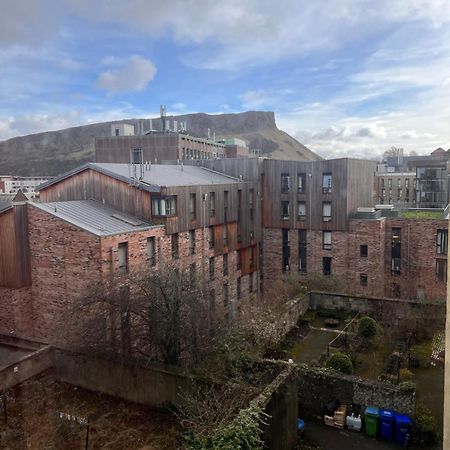 Crags View Apartment On The Royal Mile Edinburgh Dış mekan fotoğraf